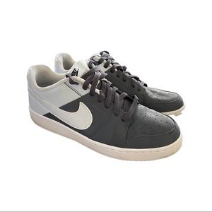 Nike backboard II shoes